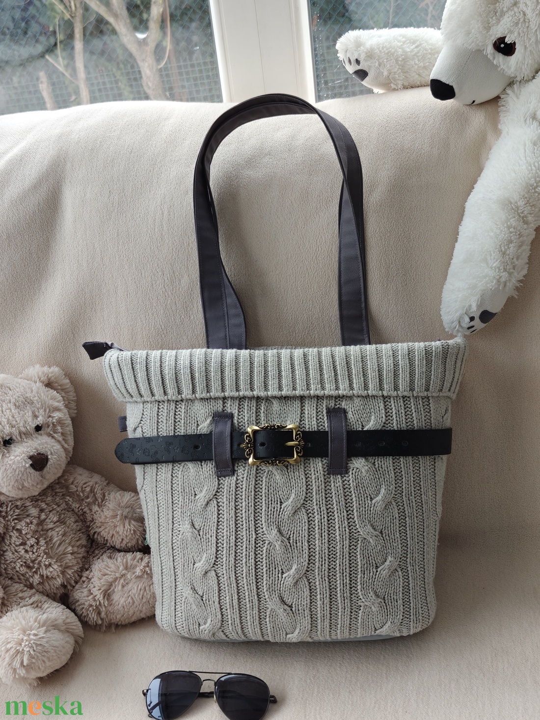 Világos szürke kötött táska övvel - táska & tok - kézitáska & válltáska - válltáska - Meska.hu