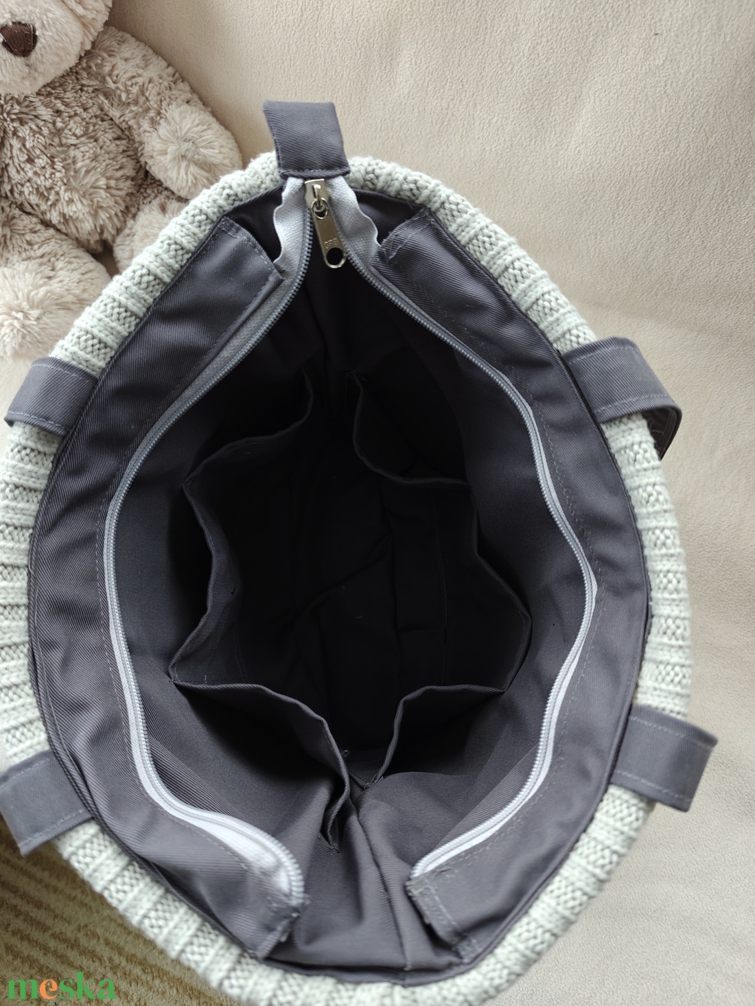 Világos szürke kötött táska övvel - táska & tok - kézitáska & válltáska - válltáska - Meska.hu