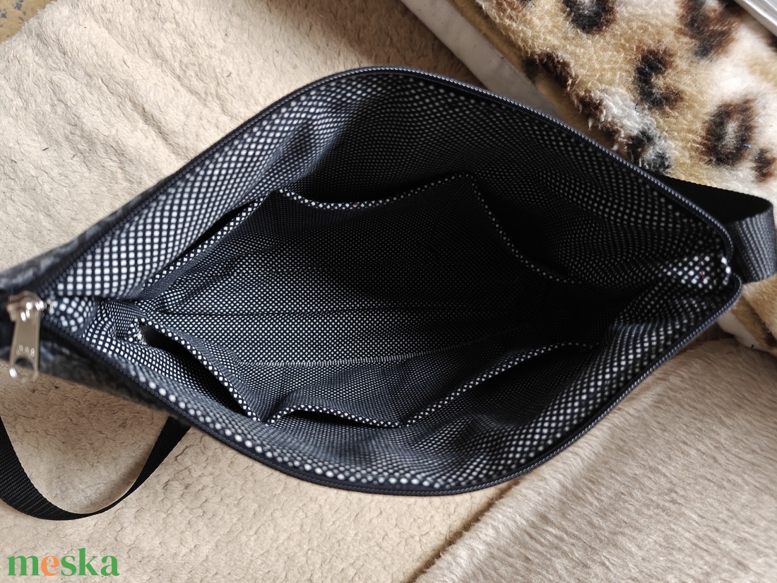 Cipzárszíves textil táska - táska & tok - kézitáska & válltáska - vállon átvethető táska - Meska.hu