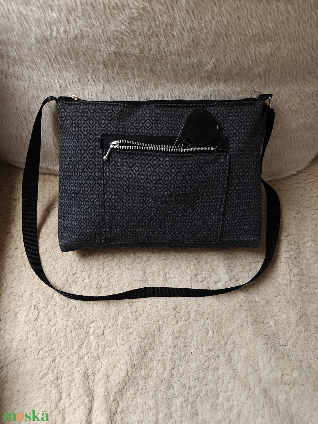 Cipzárszíves textil táska - táska & tok - kézitáska & válltáska - vállon átvethető táska - Meska.hu