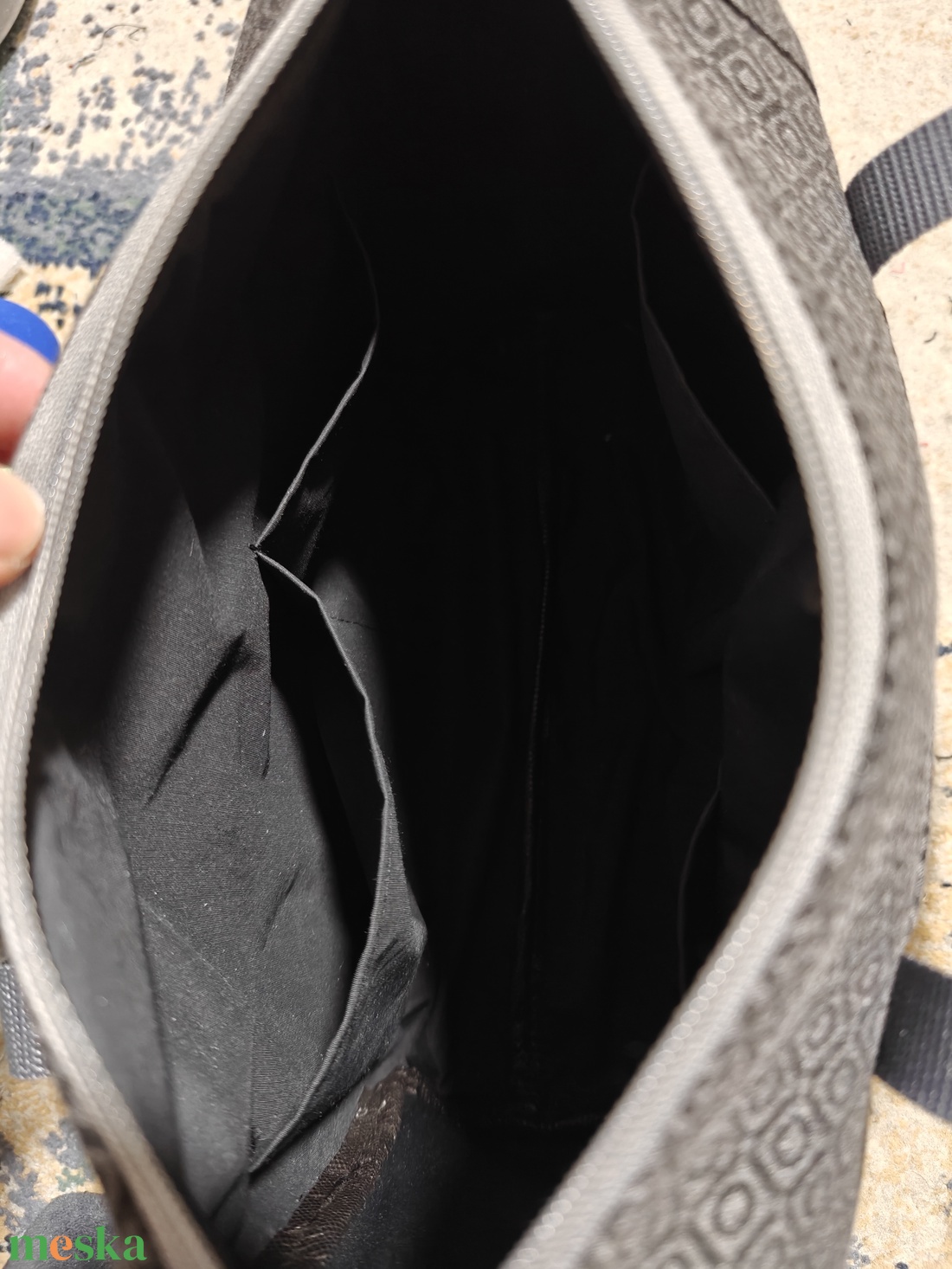 Szürke apró mintás kézitáska - táska & tok - kézitáska & válltáska - vállon átvethető táska - Meska.hu