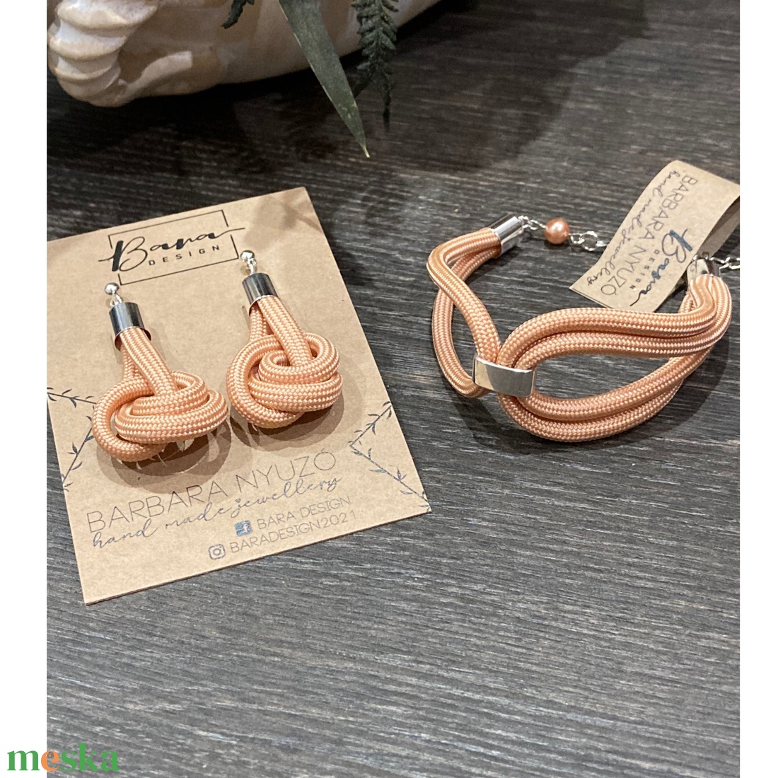 Beige twist szett karkötővel - ékszer - ékszerszett - Meska.hu Beige twist szett karkötővel - ékszer - ékszerszett - Meska.hu