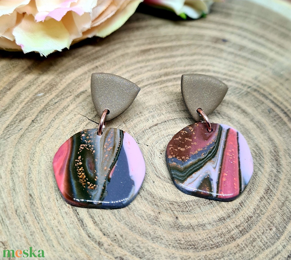 Kerek márvány hatású süthető gyurma fülbevaló, barna, narancs, arany, színekben, polymer clay. Ajándék nőknek. - ékszer - fülbevaló - lógó fülbevaló - Meska.hu Kerek márvány hatású süthető gyurma fülbevaló, barna, narancs, arany, színekben, polymer clay. Ajándék nőknek. - ékszer - fülbevaló - lógó fülbevaló - Meska.hu