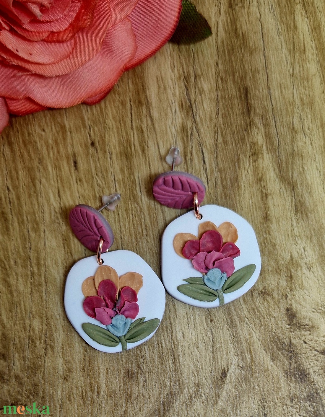 Virágmintás, pink, fehér, zöld kerek lógós süthető gyurma fülbevaló. Polymer clay. Ajándék nőknek, lányoknak. - ékszer - fülbevaló - lógó fülbevaló - Meska.hu Virágmintás, pink, fehér, zöld kerek lógós süthető gyurma fülbevaló. Polymer clay. Ajándék nőknek, lányoknak. - ékszer - fülbevaló - lógó fülbevaló - Meska.hu