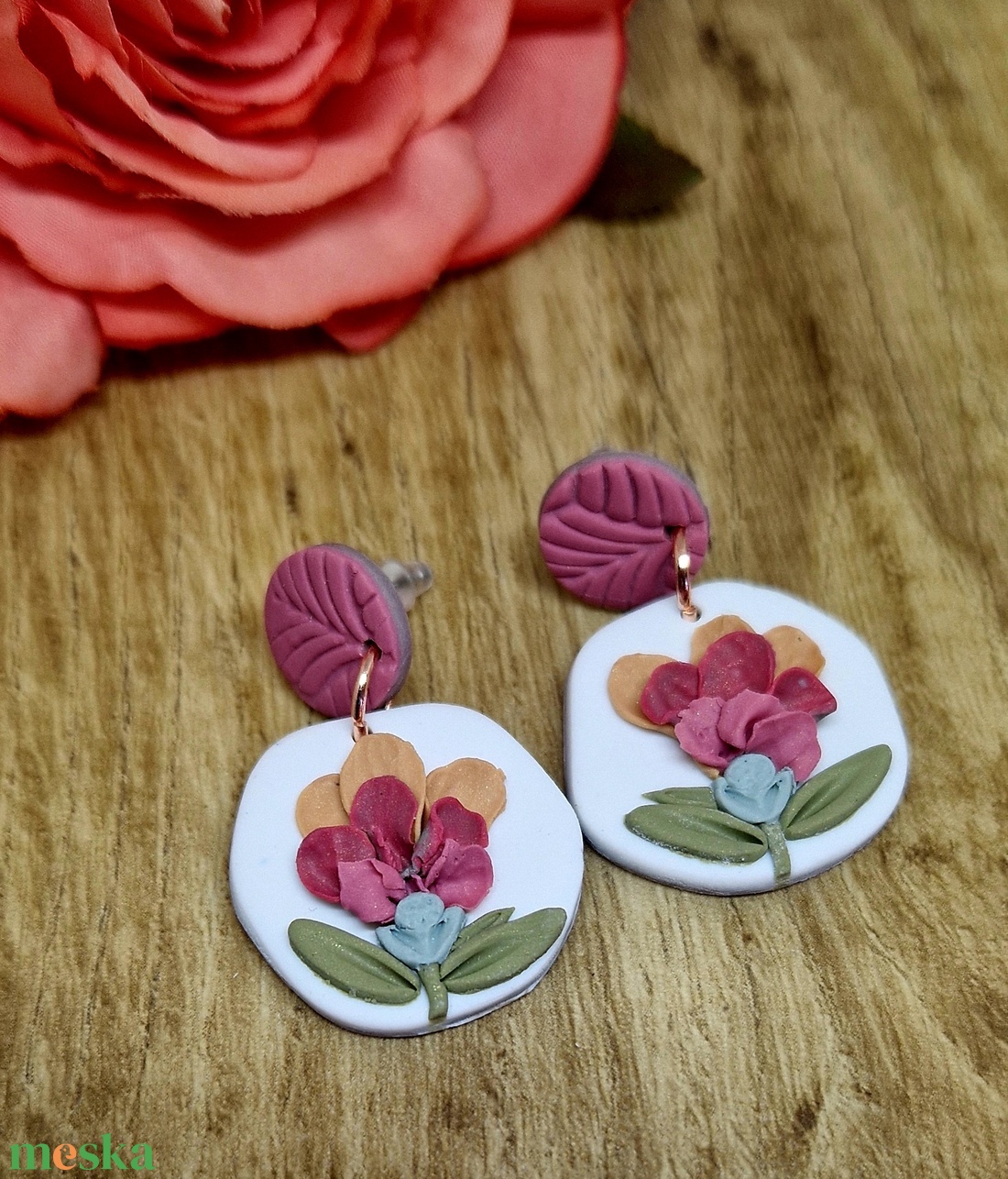 Virágmintás, pink, fehér, zöld kerek lógós süthető gyurma fülbevaló. Polymer clay. Ajándék nőknek, lányoknak. - ékszer - fülbevaló - lógó fülbevaló - Meska.hu Virágmintás, pink, fehér, zöld kerek lógós süthető gyurma fülbevaló. Polymer clay. Ajándék nőknek, lányoknak. - ékszer - fülbevaló - lógó fülbevaló - Meska.hu