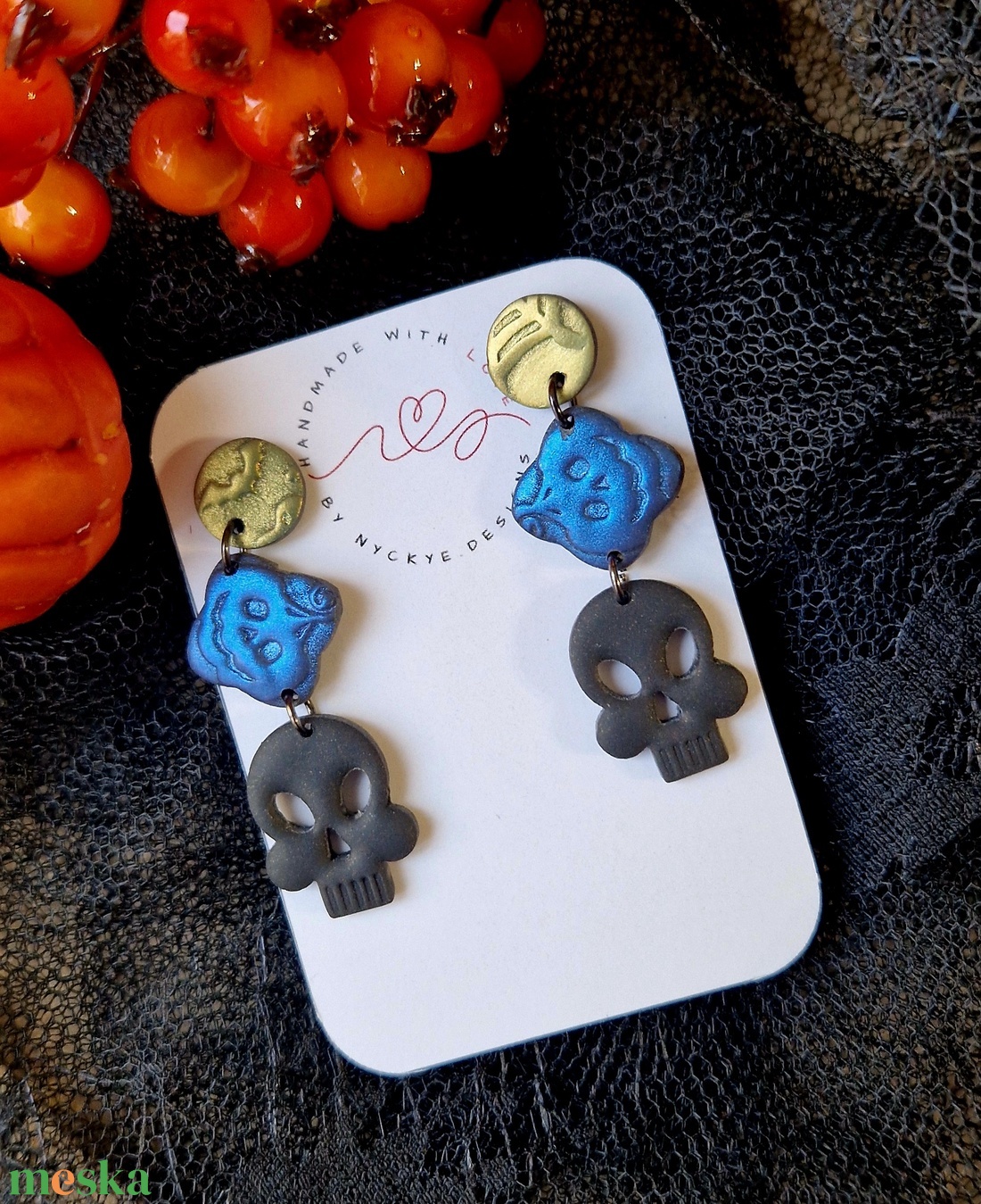 Halloween koponya fityegős, tök és denevér mintás logós fülbevaló. Polymer clay. Ajándék nőknek. - otthon & életmód - dekoráció - halloween - halloweeni ékszerek - Meska.hu Halloween koponya fityegős, tök és denevér mintás logós fülbevaló. Polymer clay. Ajándék nőknek. - otthon & életmód - dekoráció - halloween - halloweeni ékszerek - Meska.hu