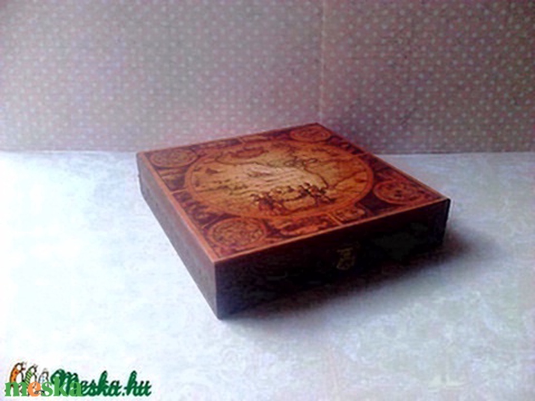 A történelem szerelmeseinek... - otthon & életmód - dekoráció - asztal és polc dekoráció - díszdoboz - Meska.hu