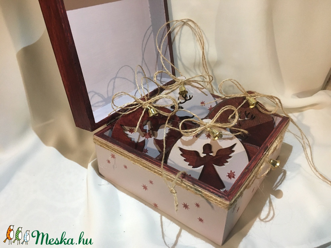 Karácsonyi díszek, ajándékkísérők díszdobozkában... - karácsony - Meska.hu