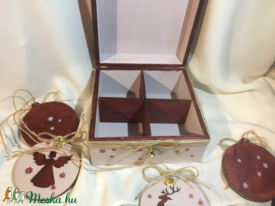 Karácsonyi díszek, ajándékkísérők díszdobozkában... - karácsony - Meska.hu