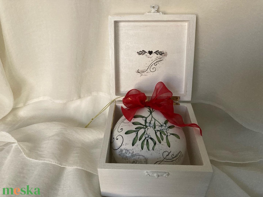 Fagyöngy karácsonyi gömb - karácsony - karácsonyi lakásdekoráció - karácsonyi lakásdíszek - Meska.hu