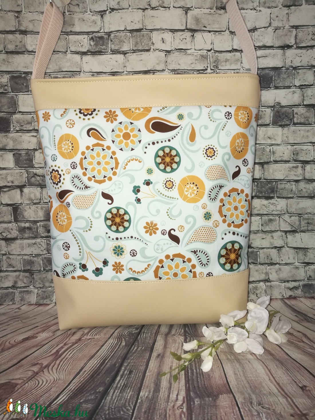 Mintás  textilbőr táska -  - Meska.hu