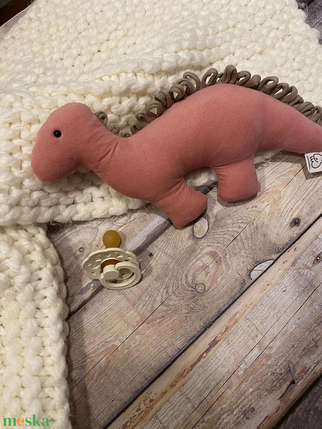 Rózsaszín plüss dinoszaurusz - játék & sport - plüssállat & játékfigura - plüss dínók - Meska.hu Rózsaszín plüss dinoszaurusz - játék & sport - plüssállat & játékfigura - plüss dínók - Meska.hu