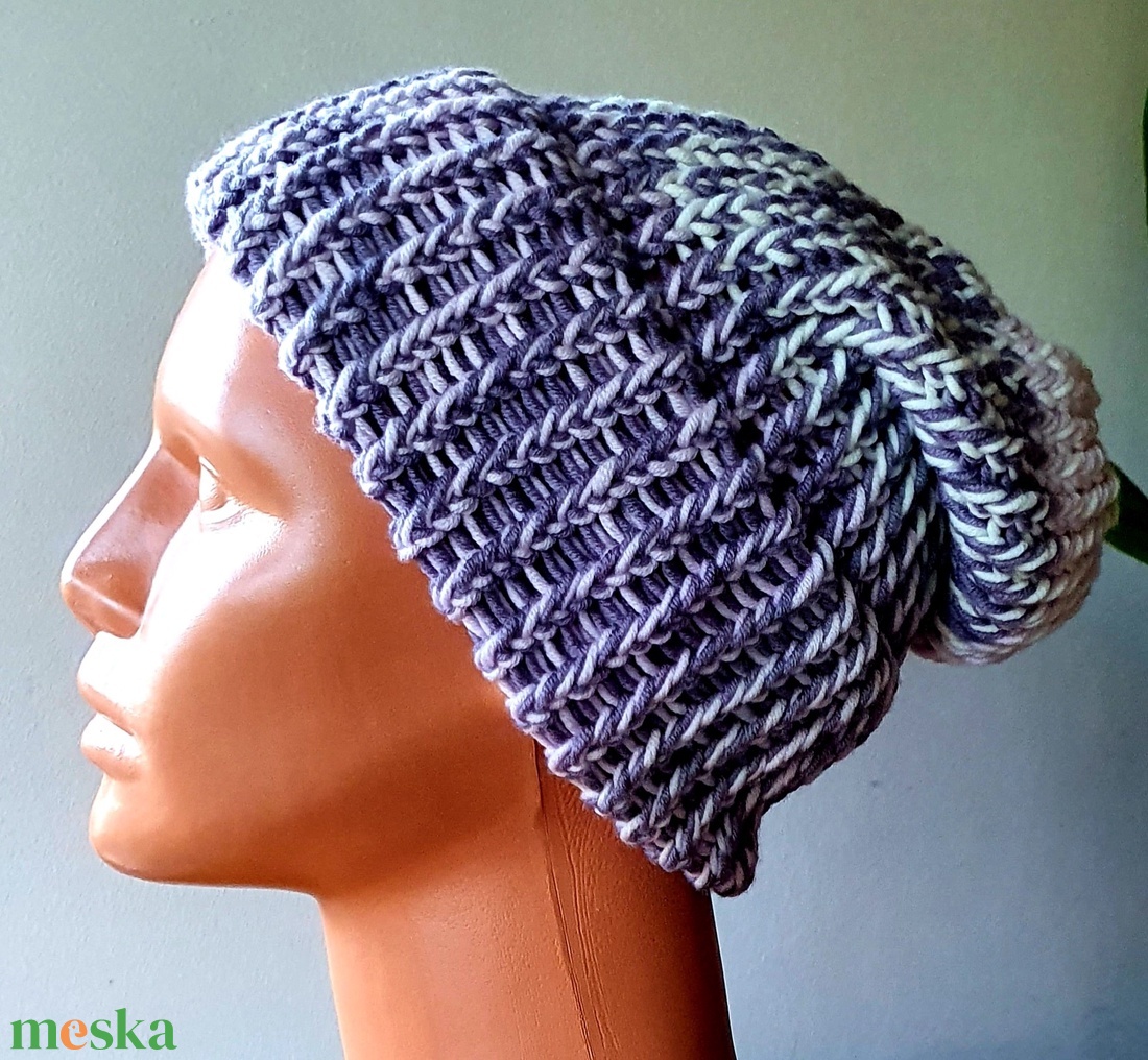 Lila-rózsaszín-fehér 100% merinó gyapjú sapka - ruha & divat - sál, sapka, kendő - sapka - Meska.hu