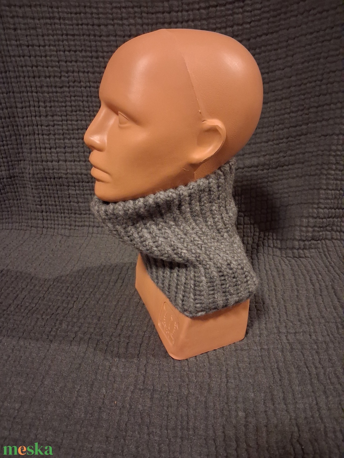 DROPS Wish gyapjú fonalból kézzel készült körsál - ruha & divat - sál, sapka, kendő - sapka & sál szett - Meska.hu