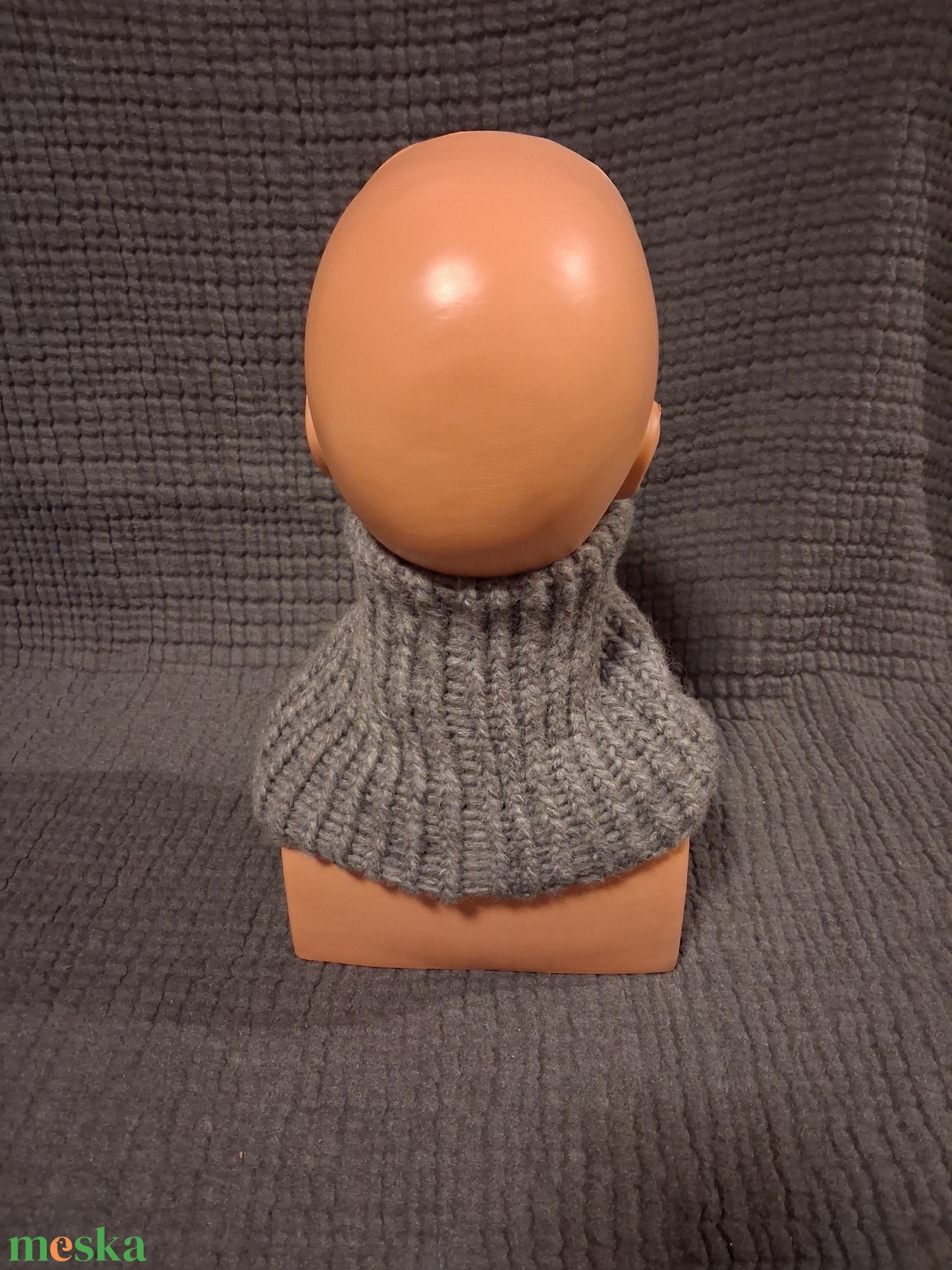 DROPS Wish gyapjú fonalból kézzel készült körsál - ruha & divat - sál, sapka, kendő - sapka & sál szett - Meska.hu