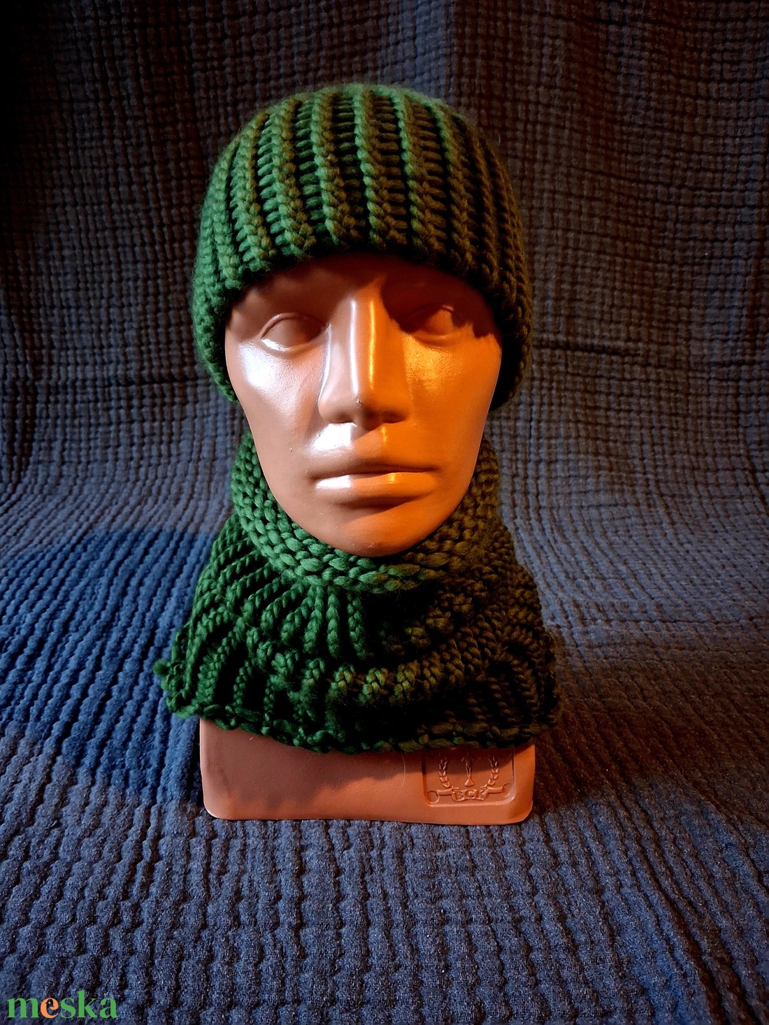DHG Piuma Classics Ivy 100% extra finom merino gyapjú fonalból kézzel készült sapka-körsál szett  - ruha & divat - sál, sapka, kendő - sapka & sál szett - Meska.hu