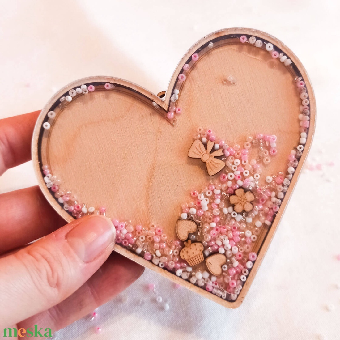 Csináld magad csörgőmedál- szivecske - diy (csináld magad) - egységcsomag - Meska.hu Csináld magad csörgőmedál- szivecske - diy (csináld magad) - egységcsomag - Meska.hu