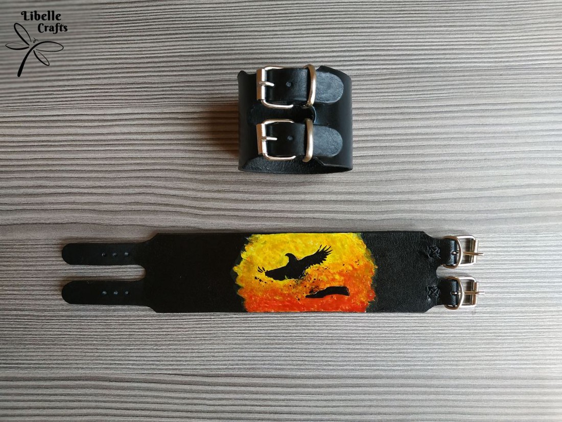 Repülő madár szimbólumos karpánt - ékszer - karkötő - széles karkötő - Meska.hu