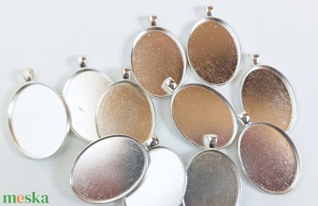 Cabochon medál alap - kellékek & szerszámok - gyöngyfűzés kellékek - cabochon - Meska.hu Cabochon medál alap - kellékek & szerszámok - gyöngyfűzés kellékek - cabochon - Meska.hu
