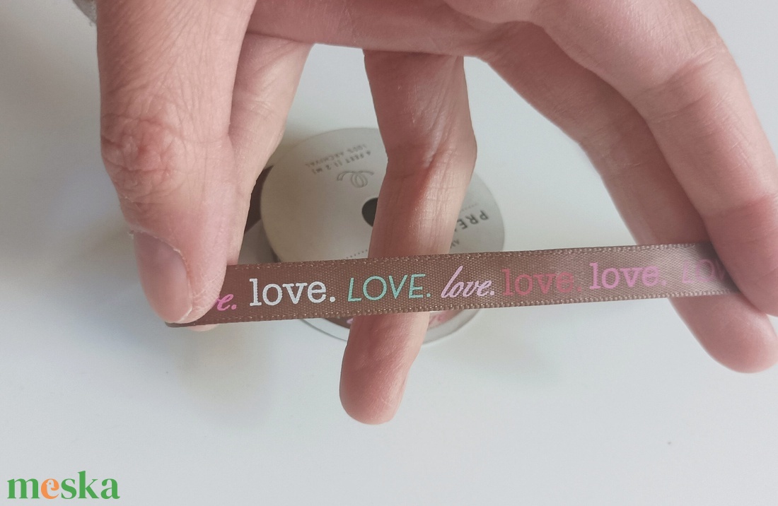 Love szöveges szalag 9 mm széles - kellékek & szerszámok - rövidáru - szalag, pánt - szatén szalag - Meska.hu Love szöveges szalag 9 mm széles - kellékek & szerszámok - rövidáru - szalag, pánt - szatén szalag - Meska.hu