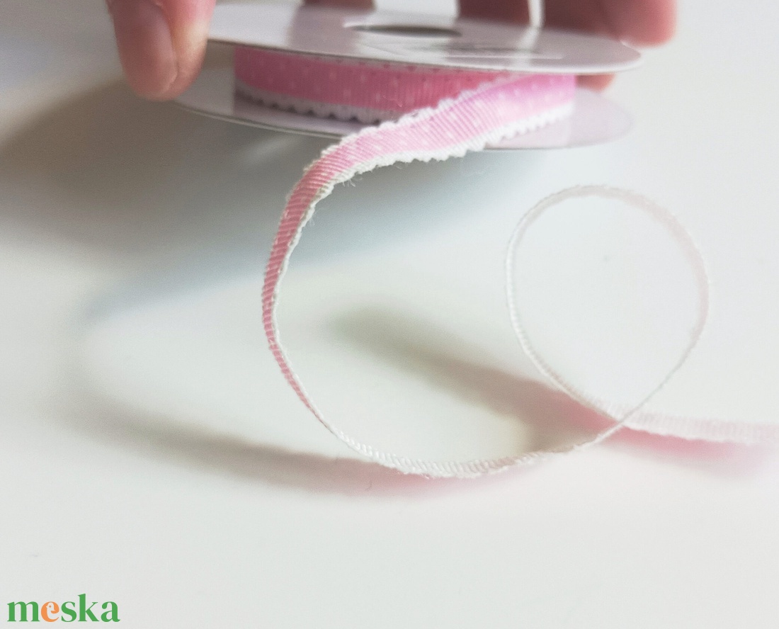 1 cm széles pöttyös szalag - kellékek & szerszámok - rövidáru - szalag, pánt - textilszalag - Meska.hu 1 cm széles pöttyös szalag - kellékek & szerszámok - rövidáru - szalag, pánt - textilszalag - Meska.hu