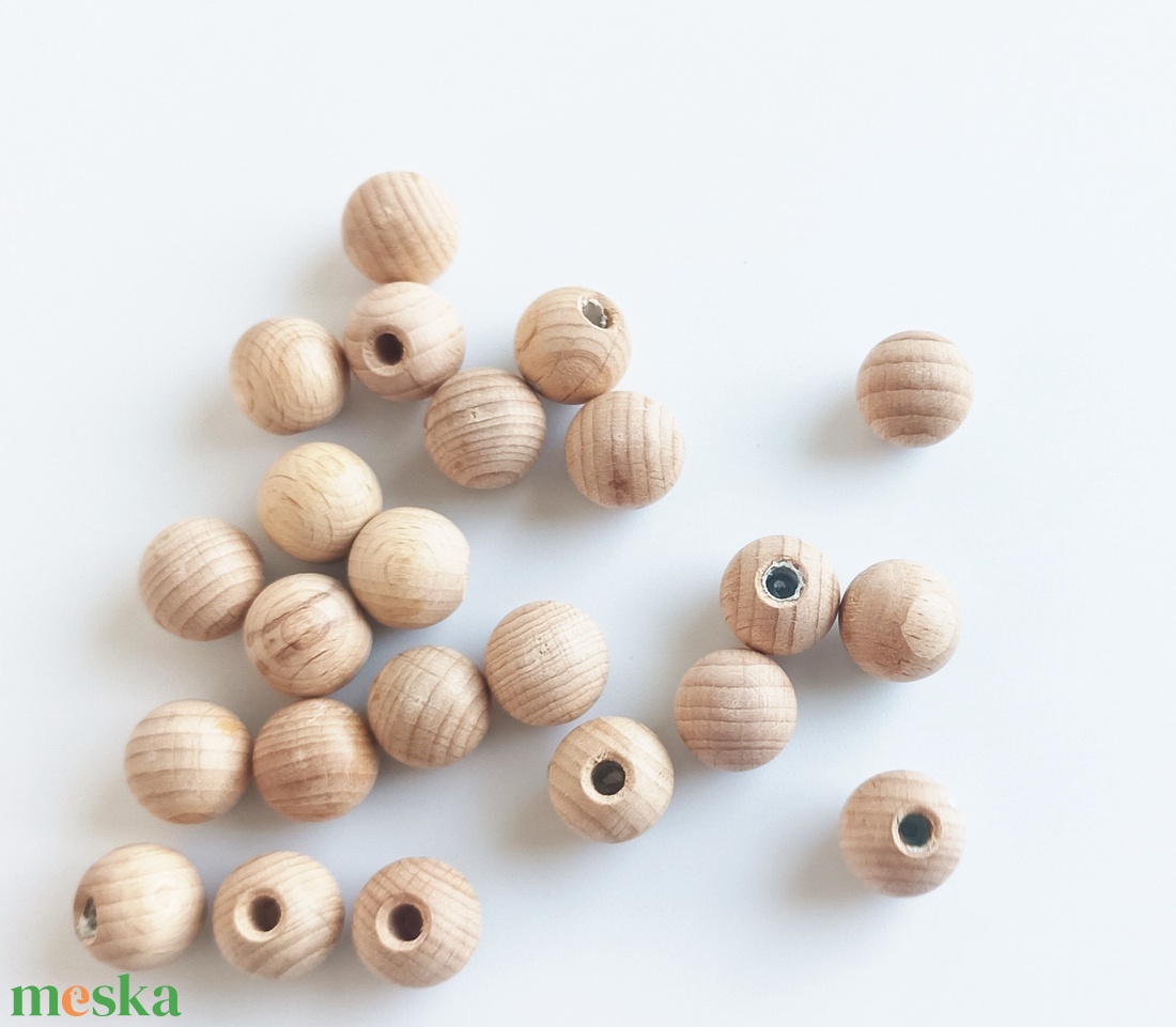 Fagolyó natúr 15 mm (40 db) - kellékek & szerszámok - fa - fagolyó - Meska.hu Fagolyó natúr 15 mm (40 db) - kellékek & szerszámok - fa - fagolyó - Meska.hu