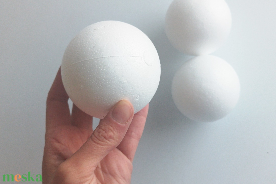 Hungarocell gömbök (8 cm) 3 db - kellékek & szerszámok - dekorációs kellékek - egyéb kellékek - Meska.hu