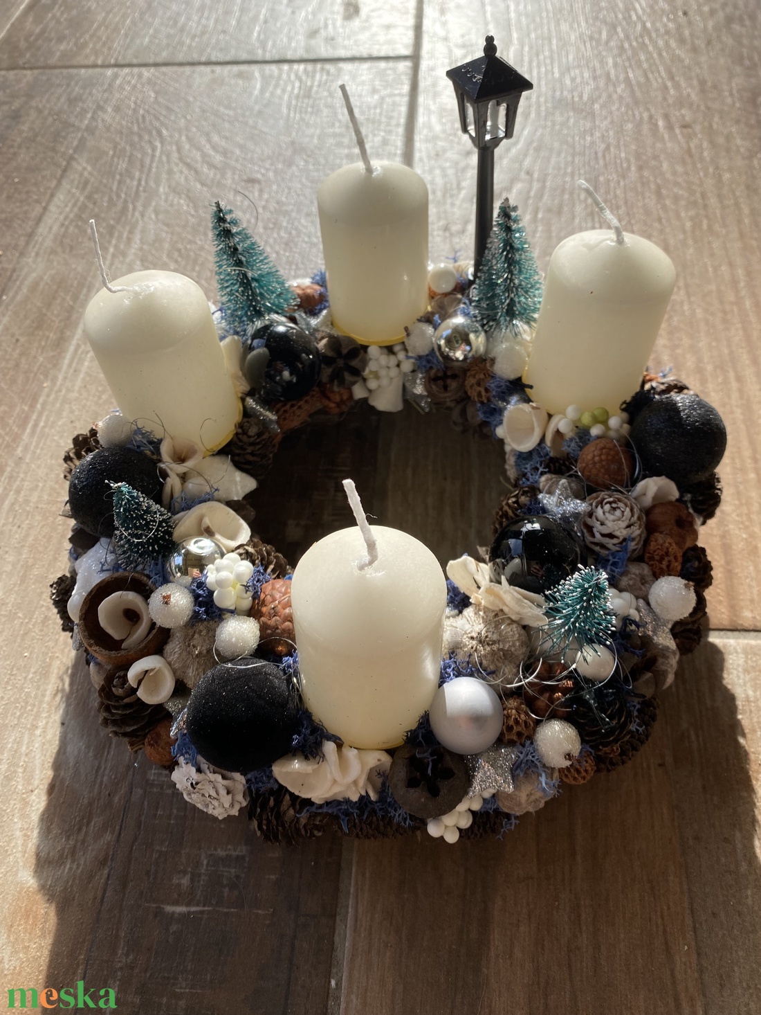 Adventi koszorú fekete- fehér - karácsony - adventi díszek - adventi koszorú - Meska.hu Adventi koszorú fekete- fehér - karácsony - adventi díszek - adventi koszorú - Meska.hu