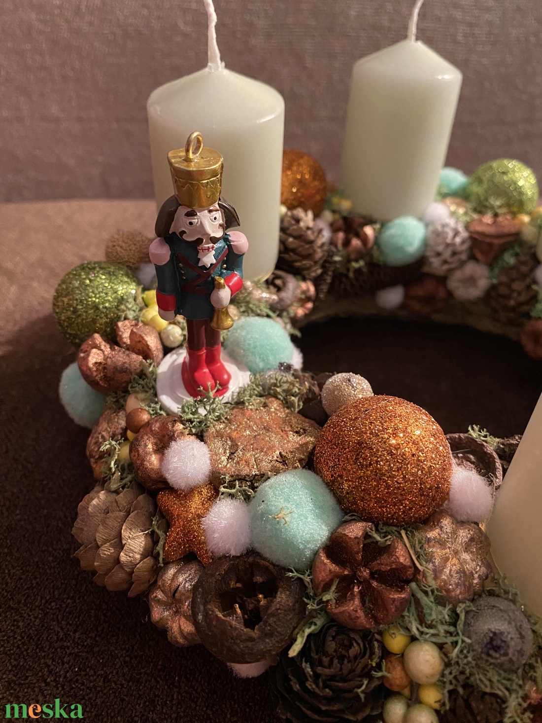 Diótörős adventi koszorú - karácsony - adventi díszek - adventi koszorú - Meska.hu Diótörős adventi koszorú - karácsony - adventi díszek - adventi koszorú - Meska.hu