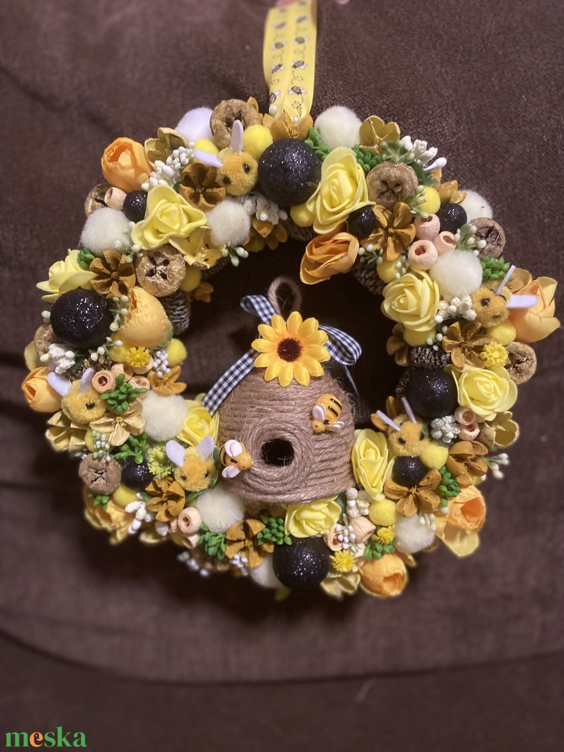 Méhecskés tavaszi ajtódísz - otthon & életmód - dekoráció - ajtó- és ablak dekoráció - ajtódísz & kopogtató - Meska.hu