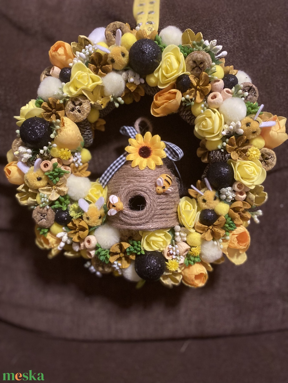 Méhecskés tavaszi ajtódísz - otthon & életmód - dekoráció - ajtó- és ablak dekoráció - ajtódísz & kopogtató - Meska.hu