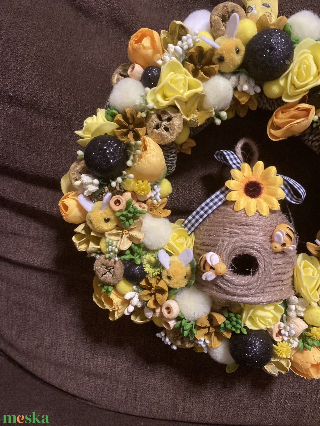 Méhecskés tavaszi ajtódísz - otthon & életmód - dekoráció - ajtó- és ablak dekoráció - ajtódísz & kopogtató - Meska.hu