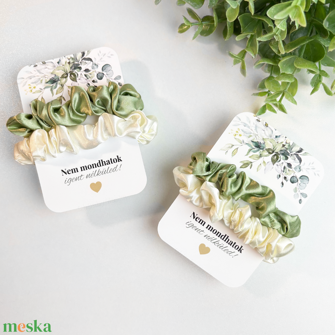 Tanúfelkérő scrunchie, Koszorúslány hajgumi, Lánybúcsú kellékek, Koszorúslány felkérő, Virágszóró kislány, Ajándék - esküvő - lánybúcsú - Meska.hu
