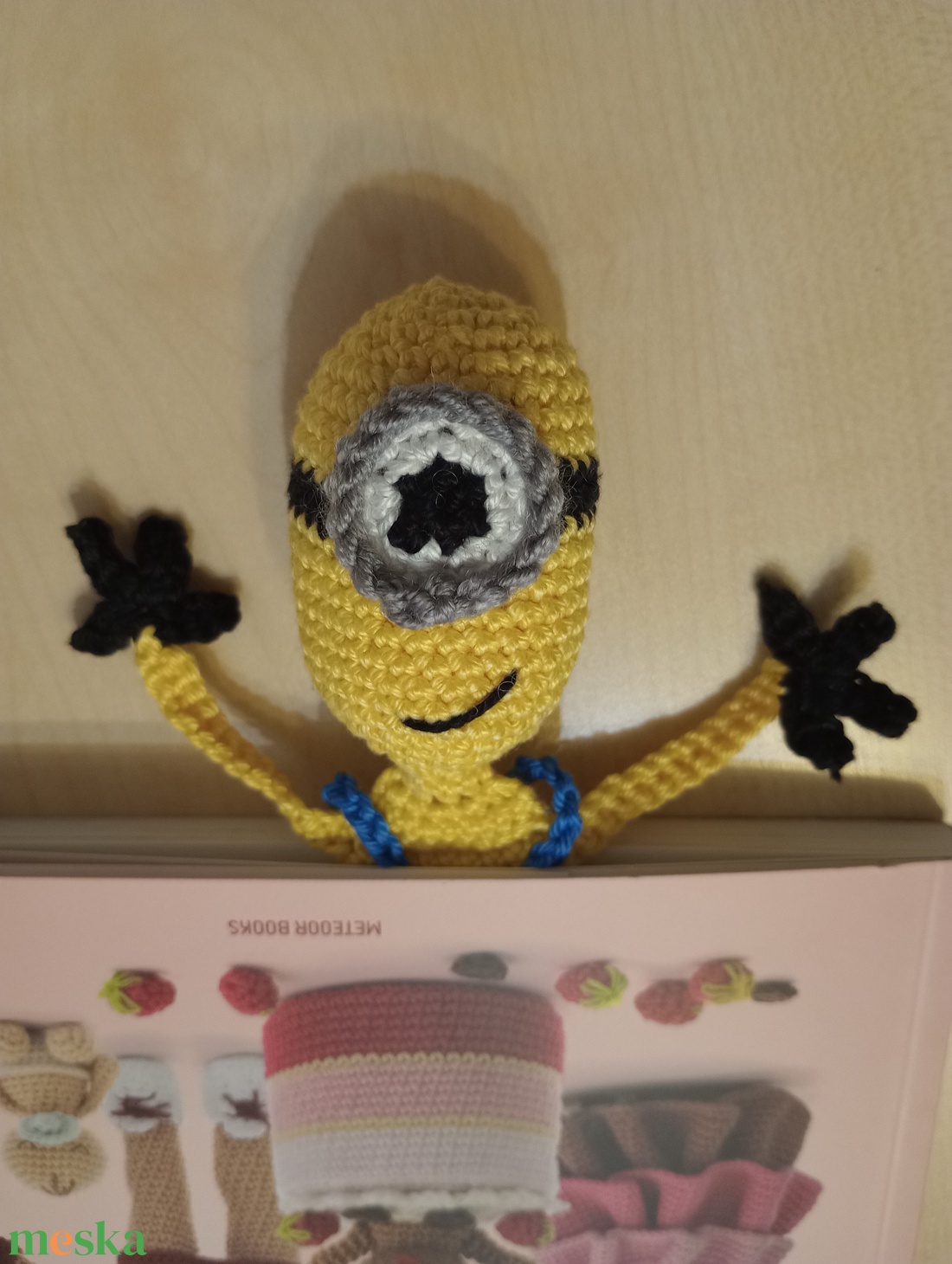 Stuart - horgolt minionos könyvjelző - könyv & zene - könyvjelző - Meska.hu Stuart - horgolt minionos könyvjelző - könyv & zene - könyvjelző - Meska.hu