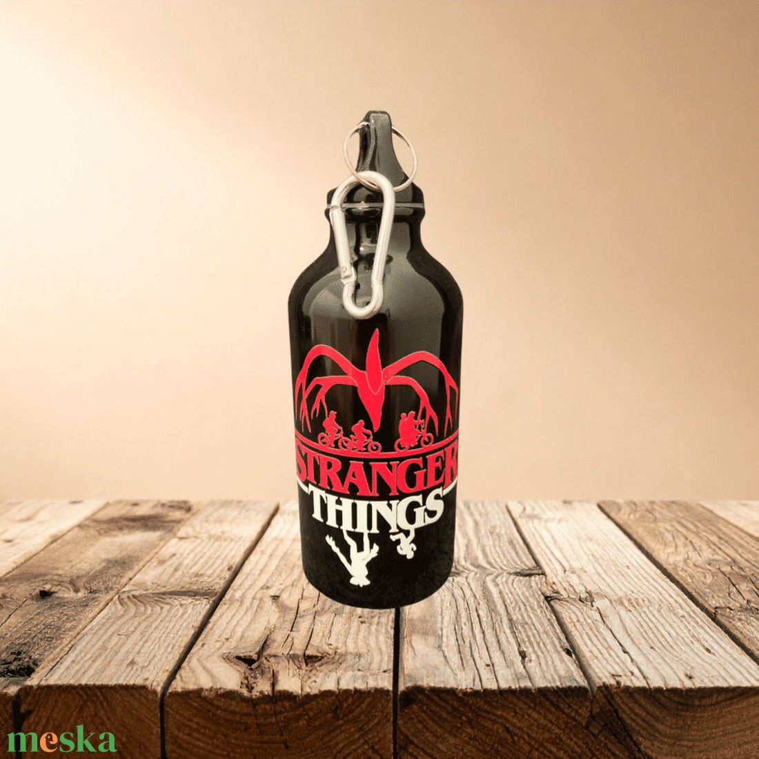 Stranger Things fekete fémkulacs 400ml - otthon & életmód - konyhafelszerelés, tálalás - italos kellékek - kulacsok - Meska.hu