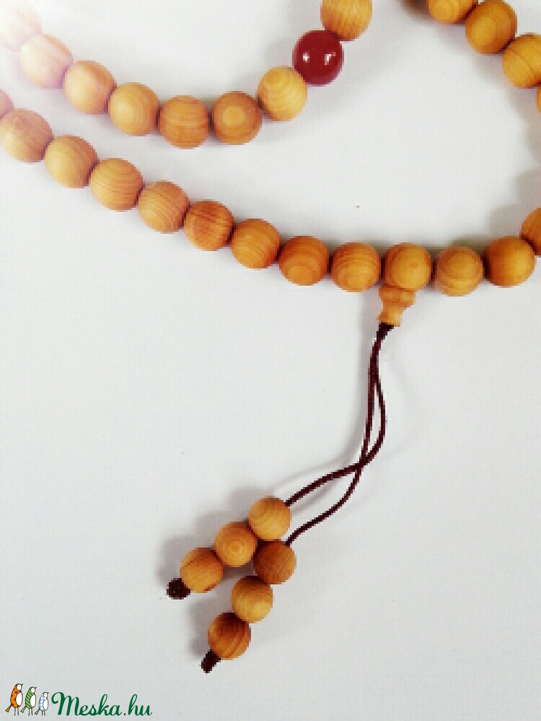 Mala, illatos, világos fagyöngyökből (10 mm) álló, narancs osztószemmel, 108 szemes, barna zsinórra fűzve. - - Meska.hu Mala, illatos, világos fagyöngyökből (10 mm) álló, narancs osztószemmel, 108 szemes, barna zsinórra fűzve. - - Meska.hu