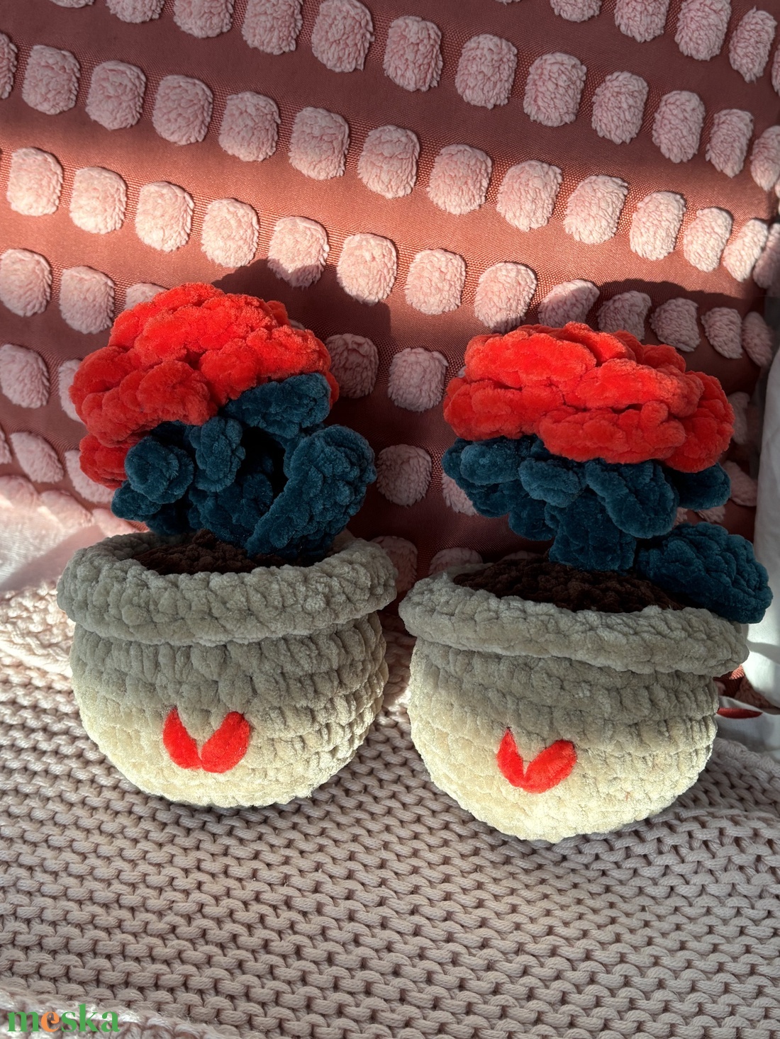 Horgolt cserepes rózsa - otthon & életmód - virágdekoráció - virágdíszek - virágdísz kaspóban - Meska.hu