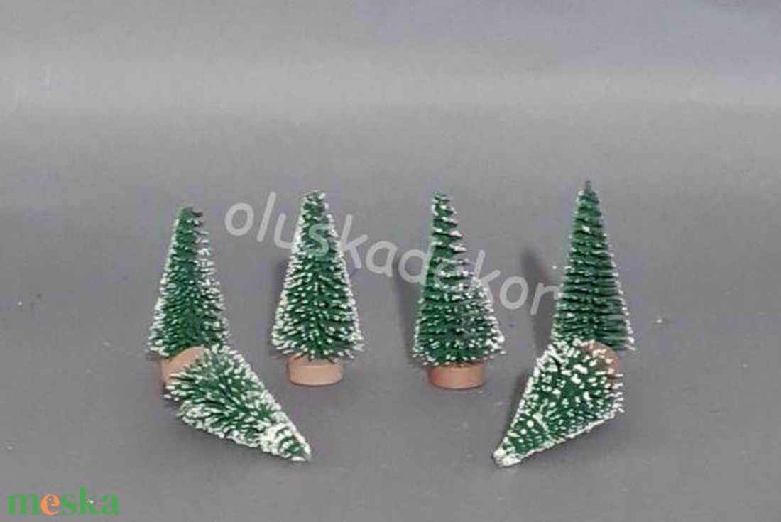 Dekor fenyő, zöld, 2 féle, 6cm - kellékek & szerszámok - dekorációs kellékek - egyéb kellékek - Meska.hu Dekor fenyő, zöld, 2 féle, 6cm - kellékek & szerszámok - dekorációs kellékek - egyéb kellékek - Meska.hu