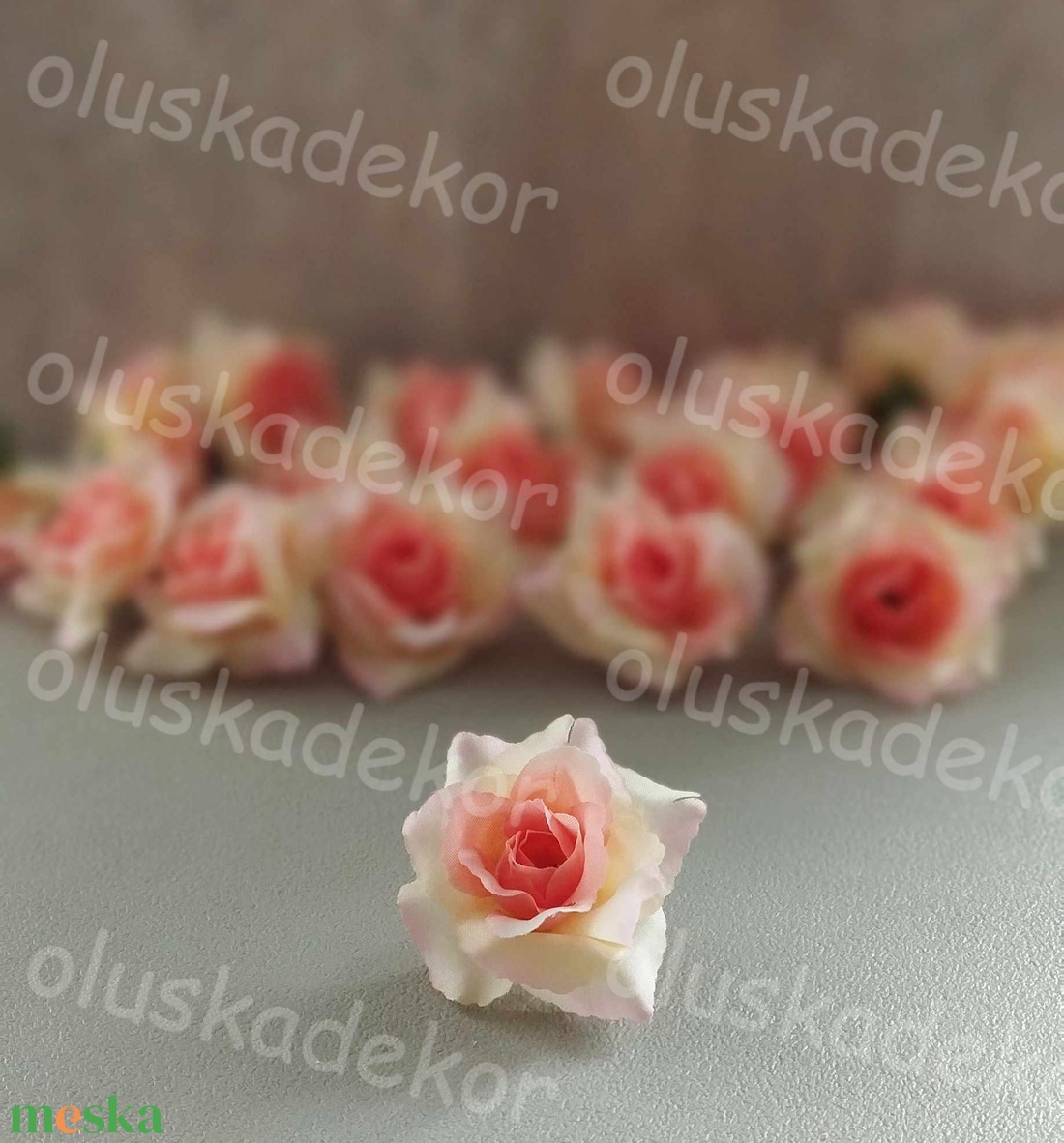 Rózsa virágfej, rózsafej, selyemvirág, dekor, 7 színben, 6,5cm - kellékek & szerszámok - dekorációs kellékek - virágfej - Meska.hu Rózsa virágfej, rózsafej, selyemvirág, dekor, 7 színben, 6,5cm - kellékek & szerszámok - dekorációs kellékek - virágfej - Meska.hu