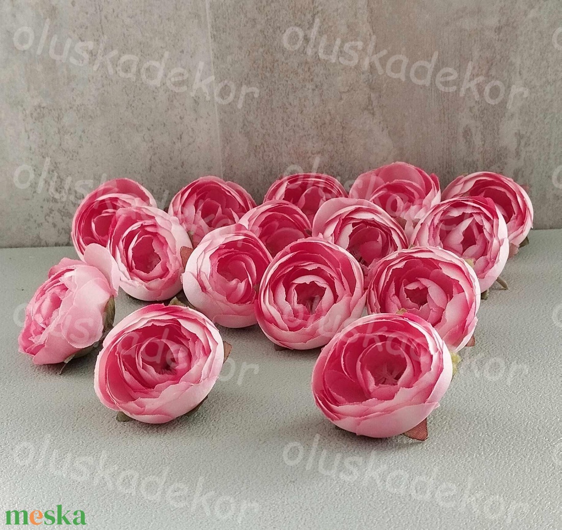 Ranunculus, boglárka, selyem virágfej, dekorációs alapanyag, 5cm - kellékek & szerszámok - dekorációs kellékek - virágfej - Meska.hu Ranunculus, boglárka, selyem virágfej, dekorációs alapanyag, 5cm - kellékek & szerszámok - dekorációs kellékek - virágfej - Meska.hu