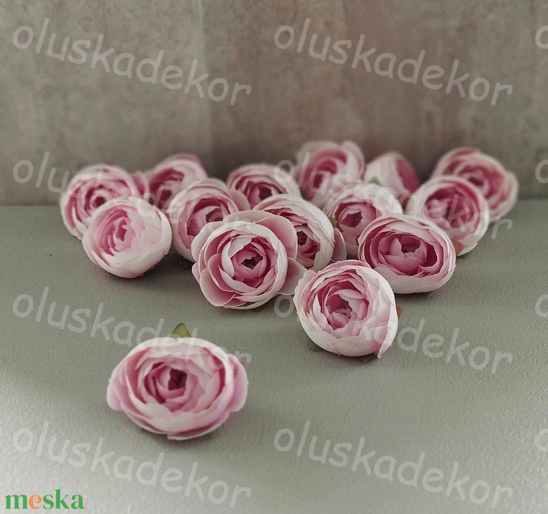 Ranunculus, boglárka, selyem virágfej, dekorációs alapanyag, 5cm - kellékek & szerszámok - dekorációs kellékek - virágfej - Meska.hu Ranunculus, boglárka, selyem virágfej, dekorációs alapanyag, 5cm - kellékek & szerszámok - dekorációs kellékek - virágfej - Meska.hu