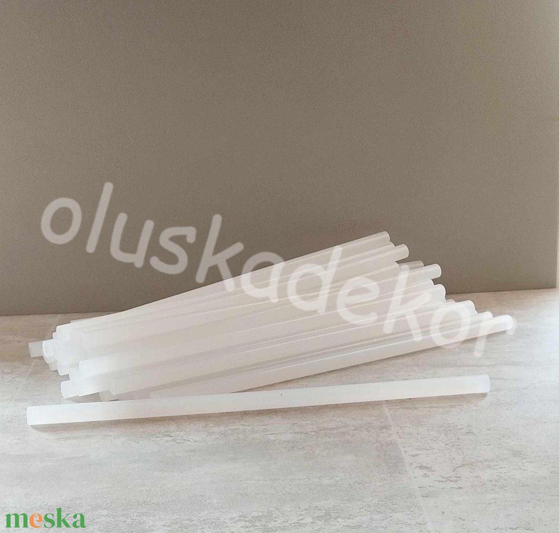 Ragasztó betét, ragasztórúd, extra erős, 30cm - kellékek & szerszámok - dekorációs kellékek - egyéb kellékek - Meska.hu Ragasztó betét, ragasztórúd, extra erős, 30cm - kellékek & szerszámok - dekorációs kellékek - egyéb kellékek - Meska.hu