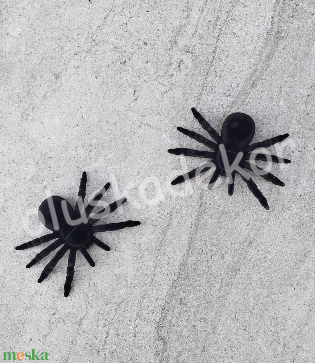 Pók, halloweeni dekor, 9x6,5cm - kellékek & szerszámok - dekorációs kellékek - figurák - Meska.hu Pók, halloweeni dekor, 9x6,5cm - kellékek & szerszámok - dekorációs kellékek - figurák - Meska.hu