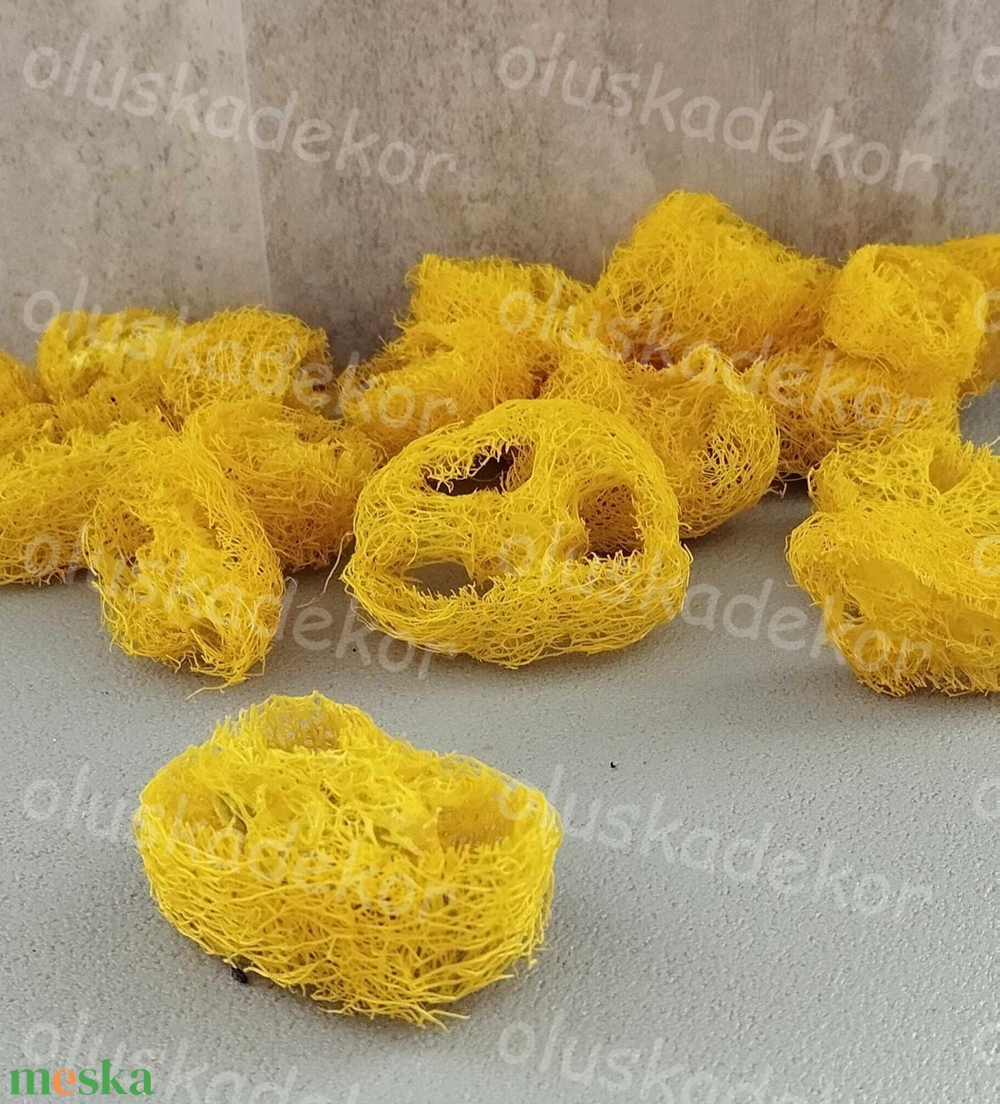 Luffaszelet, luffa szelet, propeller, dekorációs alapanyag, száraznövény, narancs, sárga, zöld - kellékek & szerszámok - dekorációs kellékek - egyéb kellékek - Meska.hu