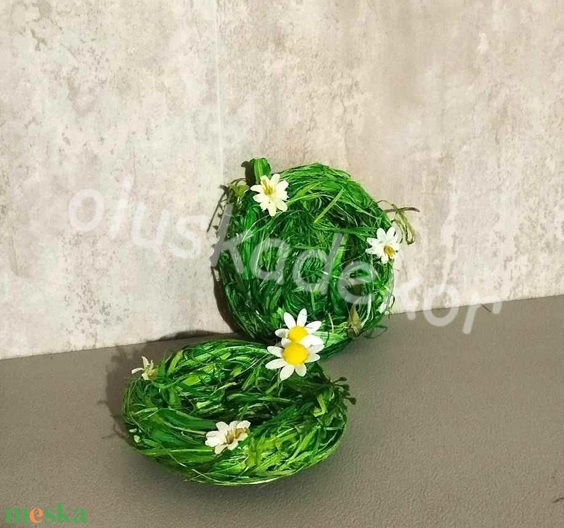 Szalmafészek 2 színben - kellékek & szerszámok - dekorációs kellékek - figurák - Meska.hu