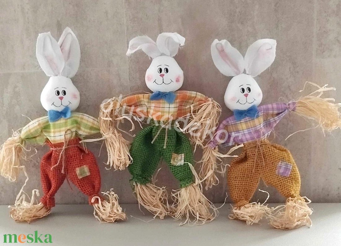 Szalmanyúl, nyuszi, 30cm - kellékek & szerszámok - dekorációs kellékek - figurák - Meska.hu Szalmanyúl, nyuszi, 30cm - kellékek & szerszámok - dekorációs kellékek - figurák - Meska.hu