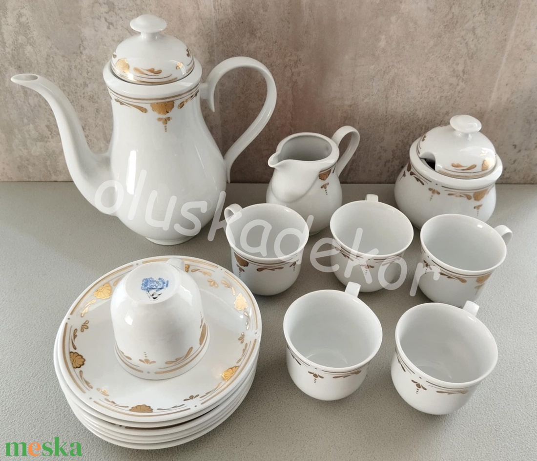 Alföldi porcelán 6 személyes, arany mintás, kávéskészlet, új, RETRO - otthon & életmód - konyhafelszerelés, tálalás - tálalás - teás- és kávés pohár, készlet - Meska.hu