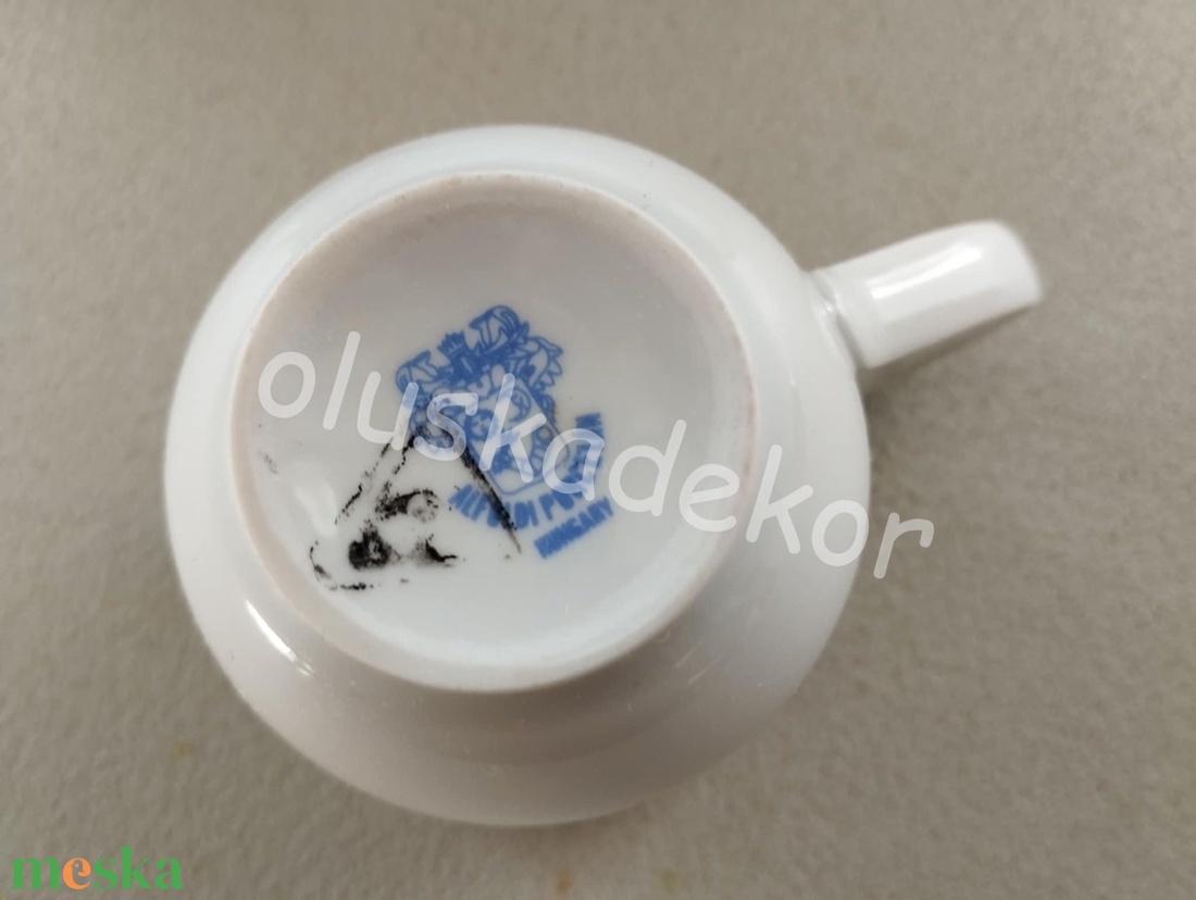 Alföldi porcelán 6 személyes, arany mintás, kávéskészlet, új, RETRO - otthon & életmód - konyhafelszerelés, tálalás - tálalás - teás- és kávés pohár, készlet - Meska.hu