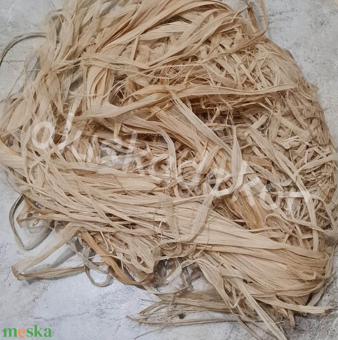 Raffia, pálmarost, natúr, húsvét, dekorfű, műfű, - kellékek & szerszámok - dekorációs kellékek - egyéb kellékek - Meska.hu Raffia, pálmarost, natúr, húsvét, dekorfű, műfű, - kellékek & szerszámok - dekorációs kellékek - egyéb kellékek - Meska.hu