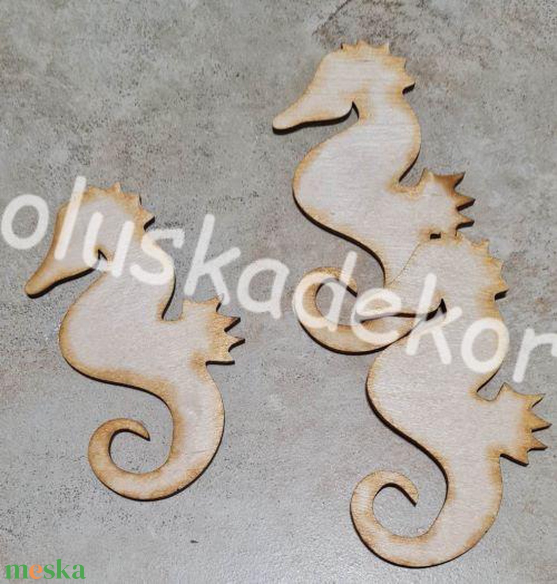 Csikóhal, natúr, lézervágott, nyári fa dekoráció, 10,5 cm - kellékek & szerszámok - dekorációs kellékek - figurák - Meska.hu Csikóhal, natúr, lézervágott, nyári fa dekoráció, 10,5 cm - kellékek & szerszámok - dekorációs kellékek - figurák - Meska.hu